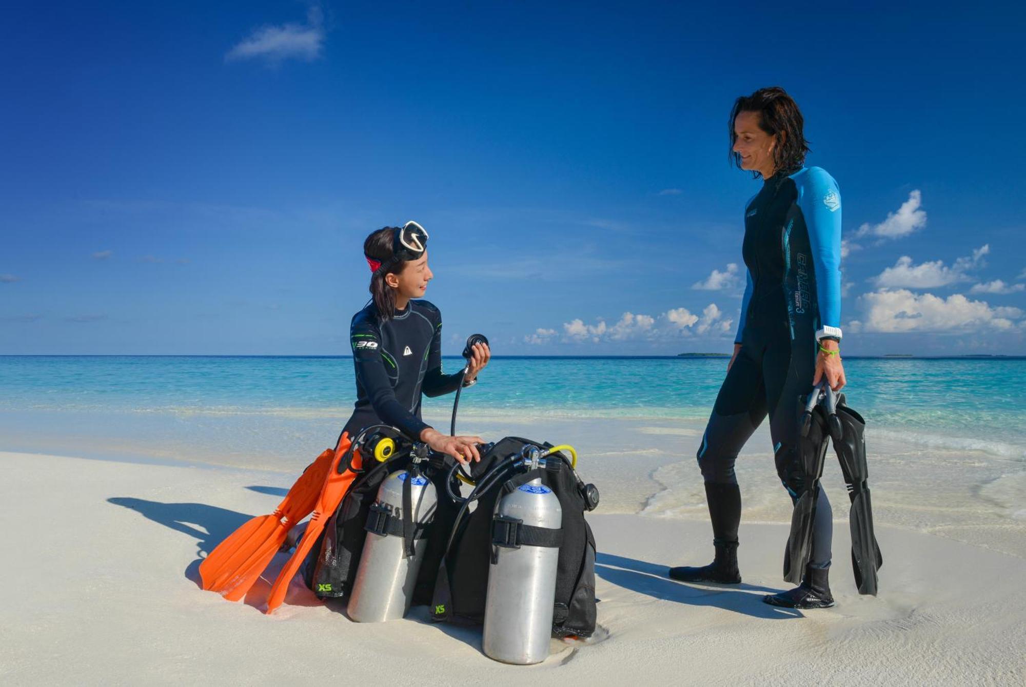 You & Me Maldives - Adults Only - Premium All-Inclusive Muravandhoo Exteriör bild