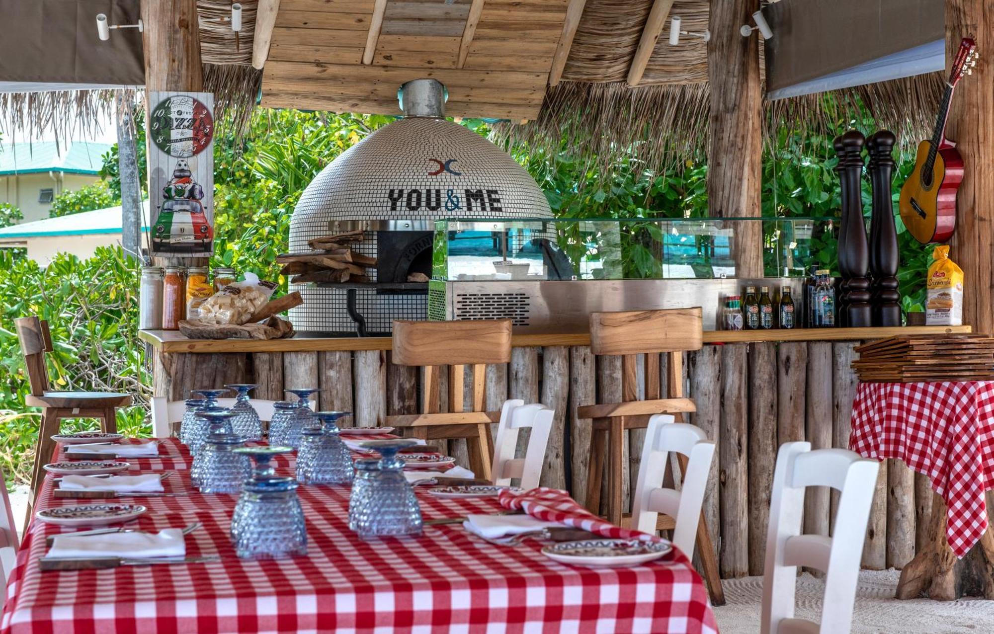 You & Me Maldives - Adults Only - Premium All-Inclusive Muravandhoo Exteriör bild